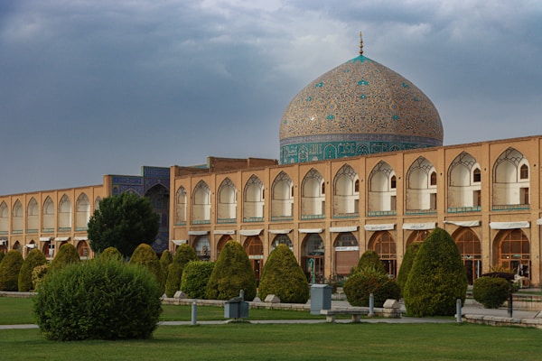نمونه‌کار کاوه حسینی
