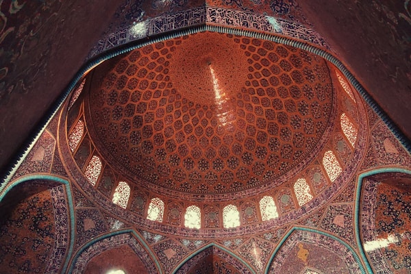 نمونه‌کار عاطفه روزگار